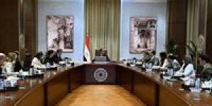 الرئيس
      التنفيذى
      لشركة
      "فيزا":
      مصر
      إحدى
      أهم
      الأسواق
      بالنسبة
      لنا
      على
      مستوى
      العالم - شوف 360 الإخباري