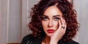 من
      يشتمني
      هو
      الكذاب..
      سلاف
      فواخرجي
      تهاجم
      جمال
      سليمان
      بسبب
      تصريحاته
      عن
      مي
      سكاف - شوف 360 الإخباري