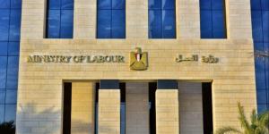 وزير العمل يعلن فرص عمل بالمقاولات فى السعودية بمرتبات تصل لـ6500 ريال شهريا - شوف 360 الإخباري