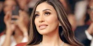 هل
      ارتبطت
      دينا
      الشربيني
      بشريف
      سلامة؟
      ميمي
      جمال
      تحسم
      الجدل - شوف 360 الإخباري