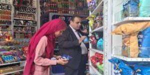 ضبط
      15
      طن
      زيوت
      طعام
      مجهولة
      المصدر
      داخل
      منشأة
      غير
      مرخصة
      بالمنوفية - شوف 360 الإخباري