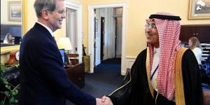 وزير
      المالية
      السعودي
      ووزير
      الخزانة
      الأمريكي
      يؤكدان
      أهمية
      تعزيز
      الشراكة
      الاقتصادية -شوف 360 الإخباري