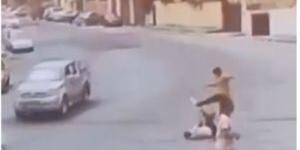 بالفيديو
      اعتداء
      وحشي
      على
      فتى
      في
      وادي
      السير - شوف 360 الإخباري