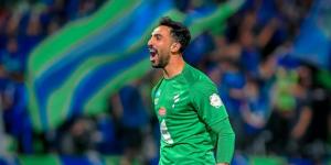حساب الهلال يرد على العقيدي حارس الفتح  - شوف 360 الإخباري