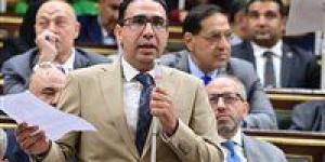 النائب
      عبد
      الوهاب
      خليل
      يوافق
      على
      تعديلات
      قوانين
      الانتخابات
      ويؤكد:
      القائمة
      النسبية
      لا
      تفرز
      تمثيل
      عادل..صور - شوف 360 الإخباري