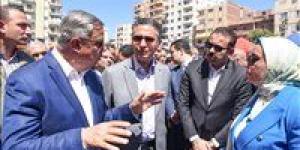 وزير
      التموين:
      إقامة
      نحو
      10
      أسواق
      في
      جميع
      أحياء
      الإسكندرية - شوف 360 الإخباري