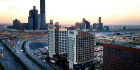15 يومًا للبت وفرصة للمشطوبين.. تعديلات شاملة لتراخيص الزكاة والضريبة - شوف 360 الإخباري