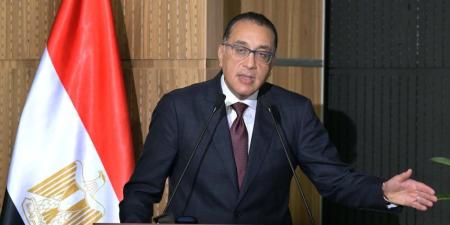 رئيس الوزراء يستمع لشرح تفصيلى حول التشغيل التجريبى للأتوبيس الترددى - شوف 360 الإخباري