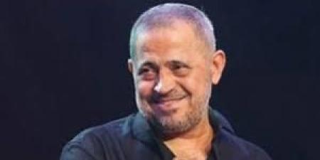 يلعب
      "النرد"
      في
      المقهى
      ..
      جورج
      وسوف
      يرد
      على
      إشاعة
      وفاته
      -
      فيديو - شوف 360 الإخباري