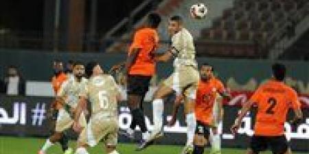 التشكيل
      الرسمي
      لمباراة
      الأهلي
      والبنك
      الأهلي
      في
      الدوري
      المصري
      الممتاز - شوف 360 الإخباري