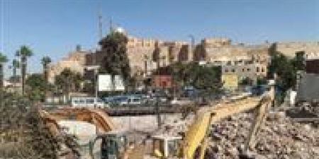 متحدث
      الحكومة:
      هنعوض
      الجميع
      عن
      الإزالات
      بمنطقة
      السيدة
      عائشة - شوف 360 الإخباري