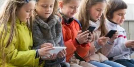 دراسة:
      مواقع
      التواصل
      الاجتماعي
      تزيد
      من
      خطر
      إصابة
      الأطفال
      بالاكتئاب - شوف 360 الإخباري