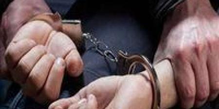 استدرجه
      وضربه
      حتى
      الموت..
      ضبط
      عاطل
      قتل
      صديقه
      طمعًا
      في
      «توك
      توك»
      بالقليوبية - شوف 360 الإخباري