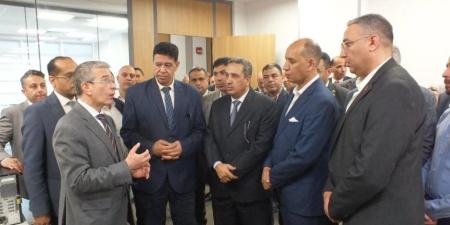 رئيس مصلحة الجمارك فى جولة ميدانية بميناءي الإسكندرية والدخيلة - شوف 360 الإخباري