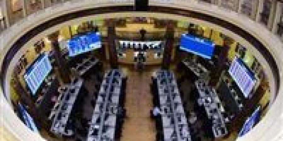 استقرار
      الفائدة
      الأمريكية
      يعيد
      رسم
      خريطة
      الأسواق
      العالمية..
      والذهب
      والبيتكوين
      يتصدران
      المشهد - شوف 360 الإخباري
