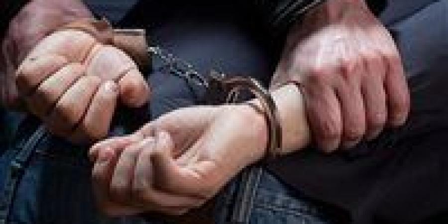 اعترافات
      المتهمين
      في
      قضية
      النصب
      على
      المواطنين
      بزعم
      حيازة
      آثار
      فرعونية - شوف 360 الإخباري