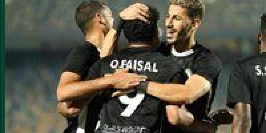 هدية
      الموسم:
      البنك
      الأهلي
      يُسقط
      بيراميدز
      برباعية
      في
      الدوري
      المصري
      الممتاز
      ويمنح
      القمة
      للأهلي - شوف 360 الإخباري