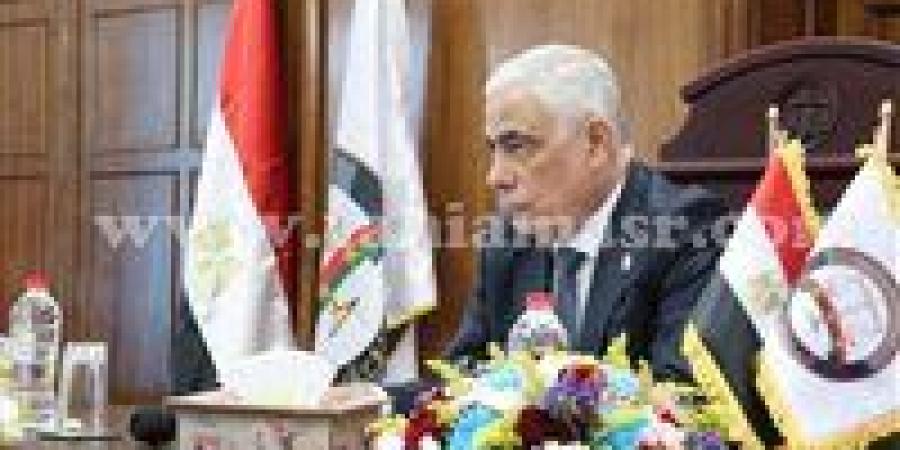 النائب
      العام
      يلتقي
      بأعضاء
      النيابة
      العامة
      وموظفيها
      بدائرة
      نيابة
      استئناف
      المنصورة - شوف 360 الإخباري