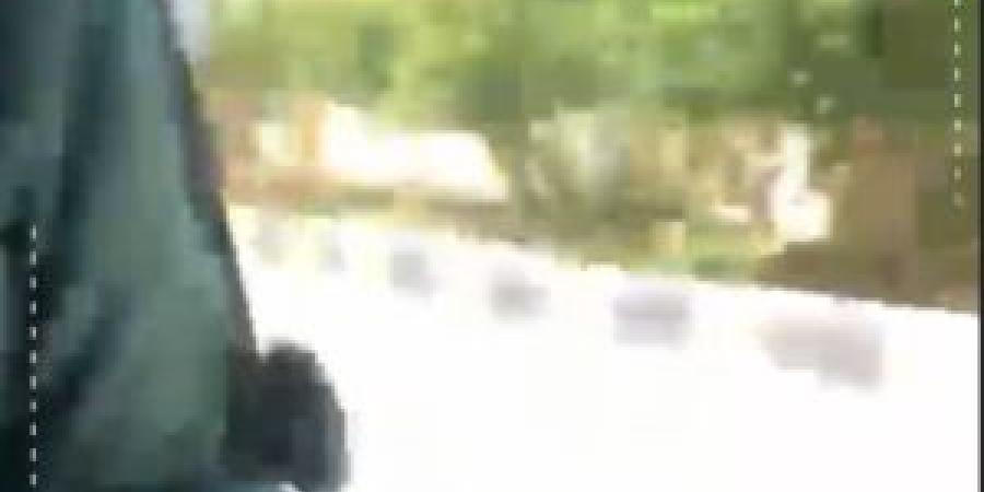 بالفيديو
      ..
      صراخ
      وهلع
      خلال
      مطاردة
      "باص"
      لطالبات
      في
      أبو
      عليا–طبربور - شوف 360 الإخباري