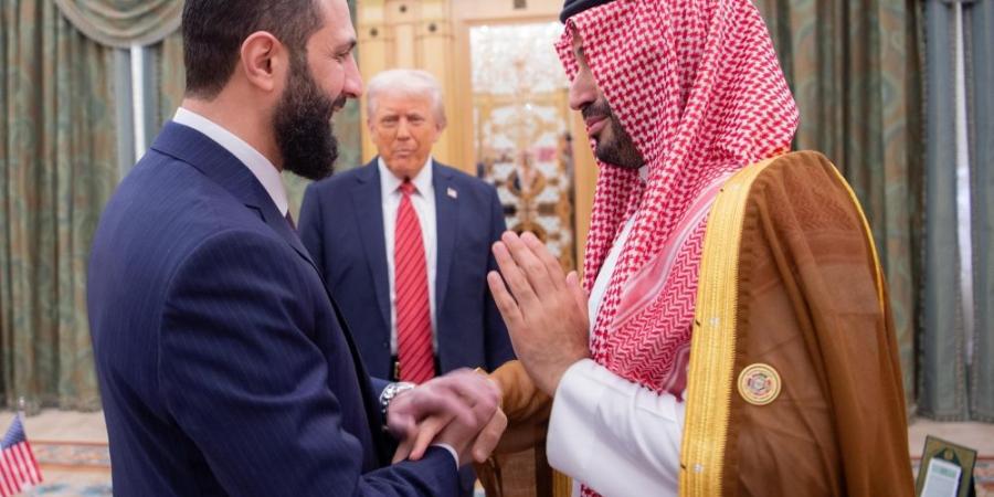 ولي العهد وترامب يجتمعان بالرئيس السوري عقب رفع العقوبات - شوف 360 الإخباري