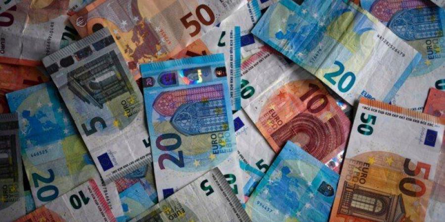 سعر
      اليورو
      اليوم
      الجمعة
      16
      مايو
      2025 - شوف 360 الإخباري