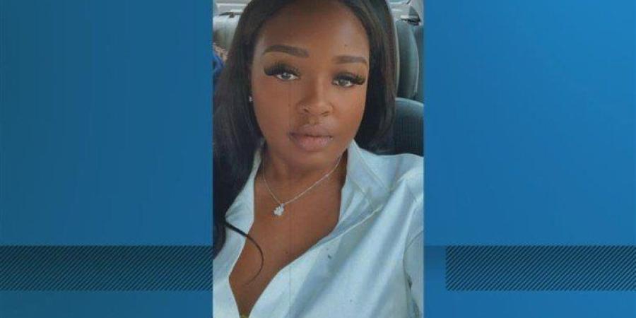 سيدة
      حامل
      ميتة
      دماغياً
      تُجبر
      على
      البقاء
      حية
      من
      أجل
      جنينها
      (تفاصيل) -شوف 360 الإخباري