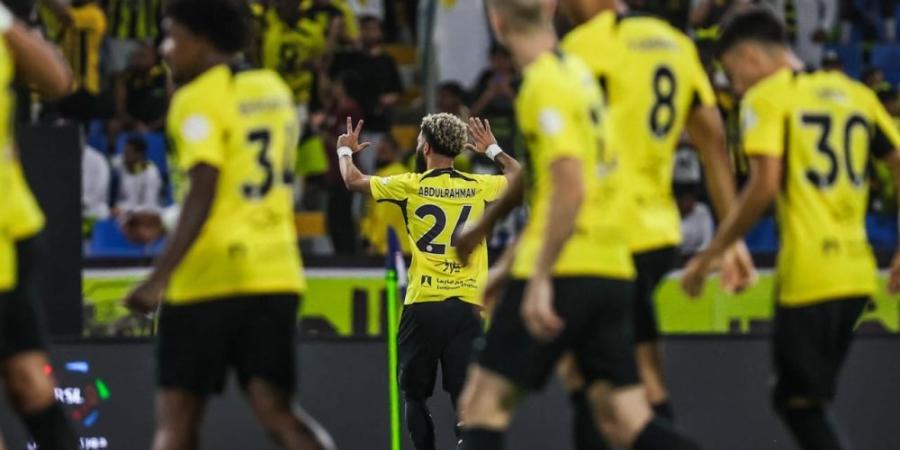 الاحتفالات بـ تتويج الاتحاد تبدأ في جدة بعد التتويج بـ لقب روشن ـ "فيديو" - شوف 360 الإخباري
