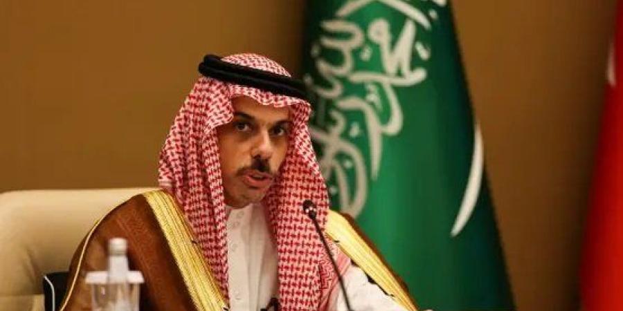 وزير
      الخارجية
      السعودي
      ونظيرته
      النمساوية
      يبحثان
      المستجدات
      الإقليمية
      والدولية -شوف 360 الإخباري