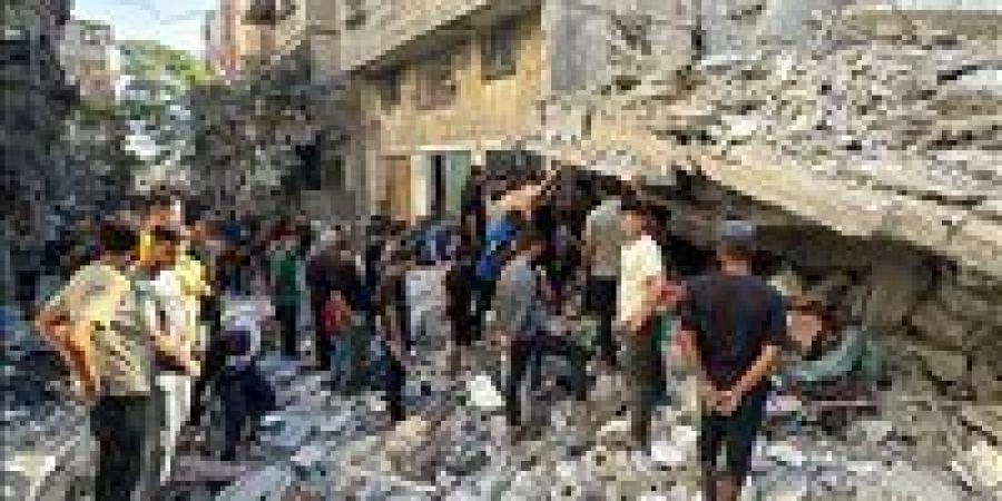 استشهاد
      17
      فلسطينيا
      خلال
      قصف
      جيش
      الاحتلال
      مناطق
      متفرقة
      من
      غزة - شوف 360 الإخباري