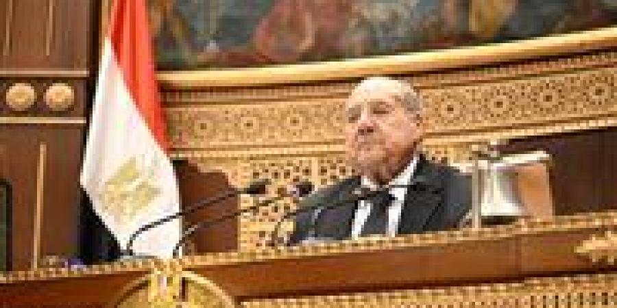 رئيس
      مجلس
      الشيوخ
      ينعى
      شقيق
      المستشار
      عدلي
      منصور - شوف 360 الإخباري