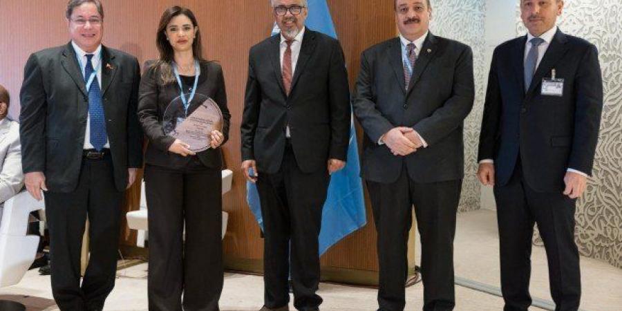 فوز
      وانغ
      الصينية
      وإدارة
      كبار
      السن
      بوزارة
      الصحة
      الكويتية
      بجائزة
      الشيخ
      صباح
      الأحمد - شوف 360 الإخباري