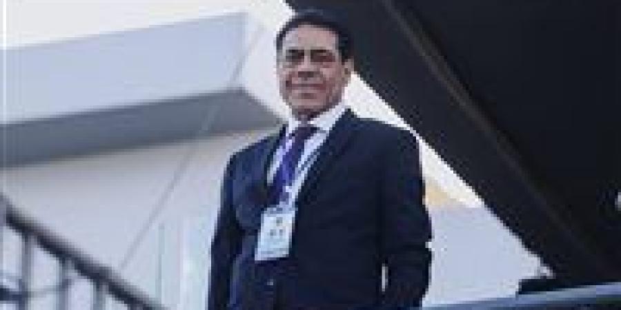 "كل
      الشكر
      لكل
      كتيبة
      العمل
      بالنادي"..
      طارق
      قنديل
      عضو
      مجلس
      إدارة
      الأهلي
      يحتفل
      بتتوج
      رجال
      اليد
      ببطولة
      كأس
      الكؤوس - شوف 360 الإخباري