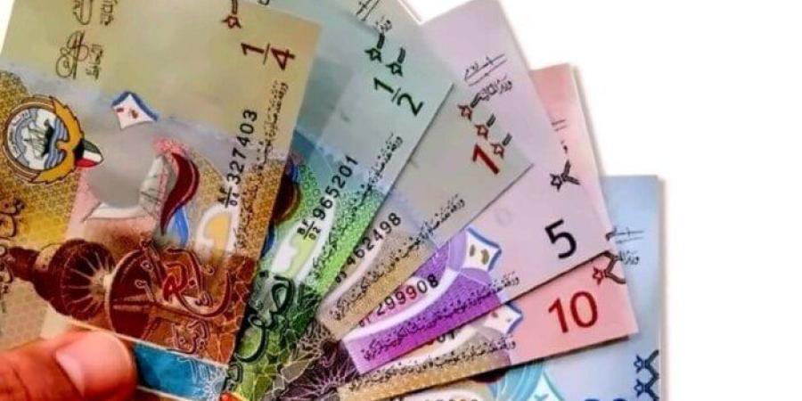 أسعار
      الدينار
      الكويتي
      في
      مصر
      اليوم..
      الأحد
      25
      مايو
      2025 - شوف 360 الإخباري