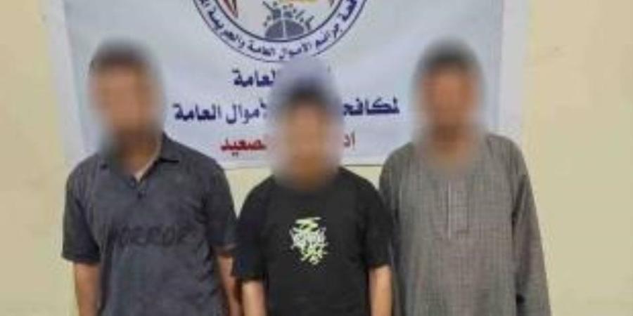 ضبط تشكيل عصابى فى المنيا تخصص فى النصب على المواطنين والإستيلاء على أموالهم - شوف 360 الإخباري