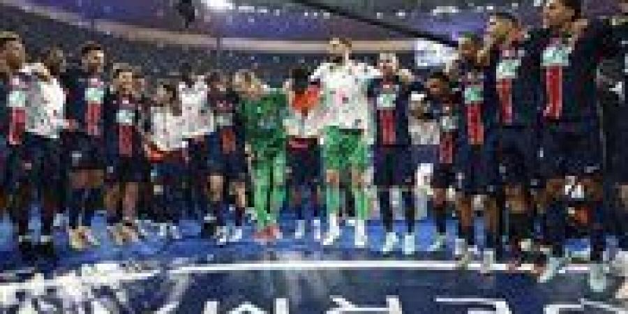باريس
      سان
      جيرمان
      بطلاً
      لكأس
      فرنسا
      بالفوز
      على
      ريمس
      بثلاثية
      نظيفة - شوف 360 الإخباري