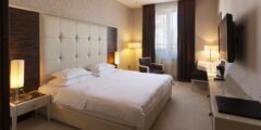 تقرير عن سلسلة فندق روتانا الرياض